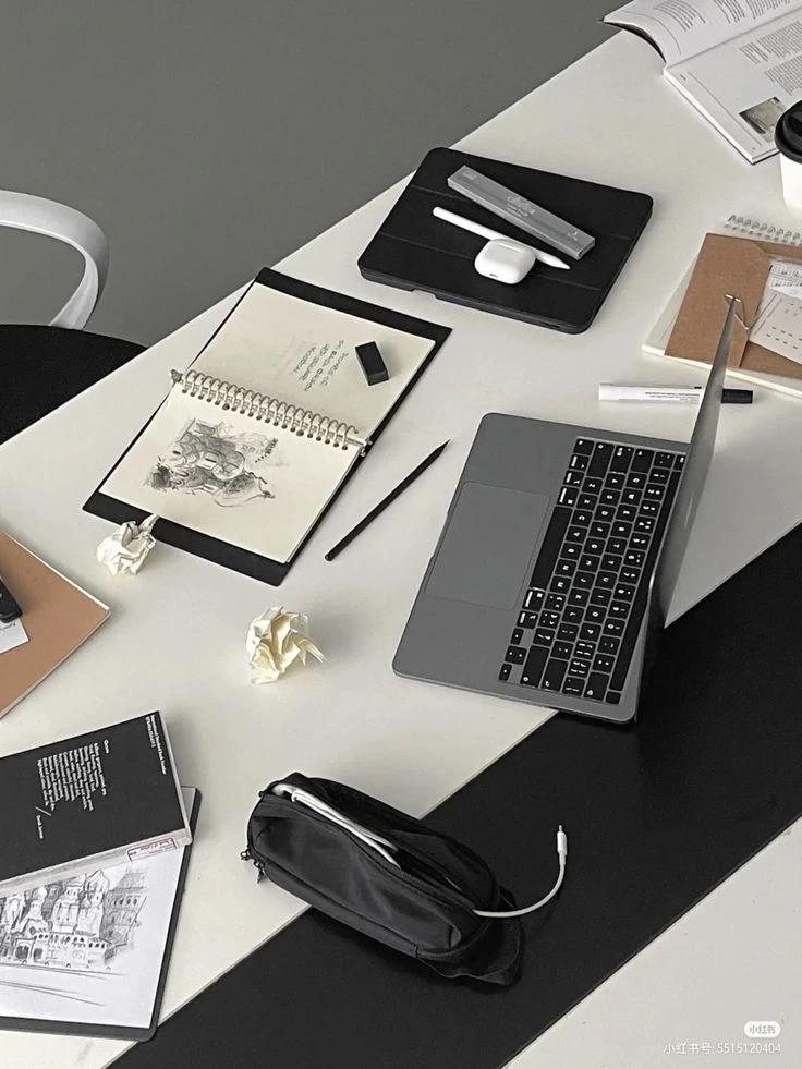digital marketing strategist